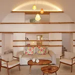 Апартаменты Ayoba Santorini Имеровигли