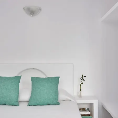 Ayoba Santorini Апартаменты Имеровигли