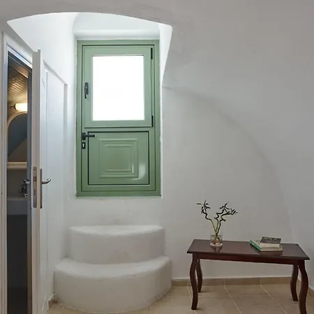 Ayoba Santorini
