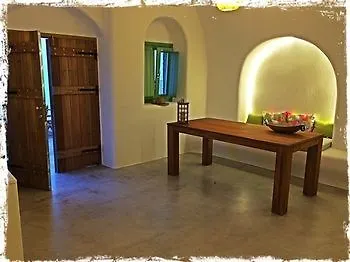 Ayoba Santorini