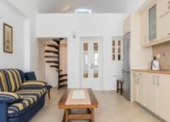 Ayoba Santorini * Imerovigli (Santorini)